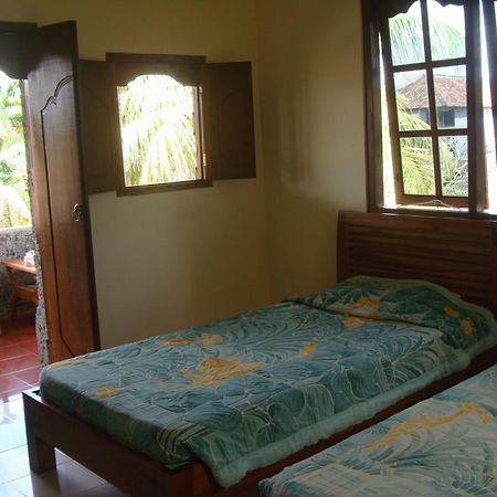 Gusti Home Stay Ubud エクステリア 写真