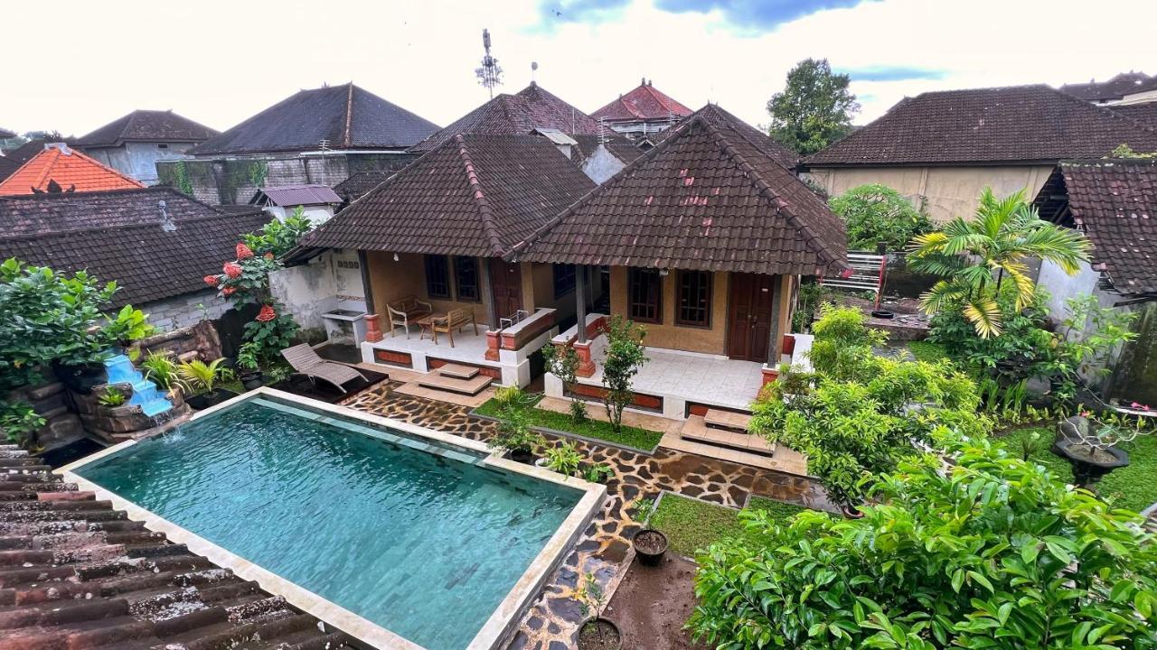 Gusti Home Stay Ubud エクステリア 写真