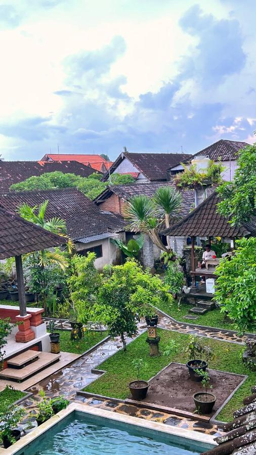 Gusti Home Stay Ubud エクステリア 写真