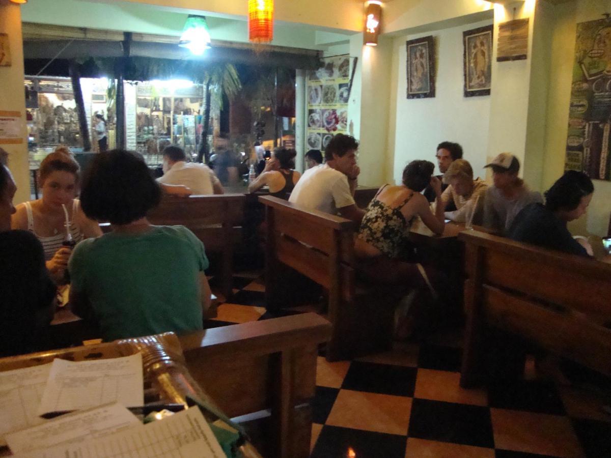 Gusti Home Stay Ubud エクステリア 写真