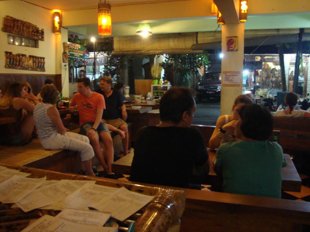 Gusti Home Stay Ubud エクステリア 写真