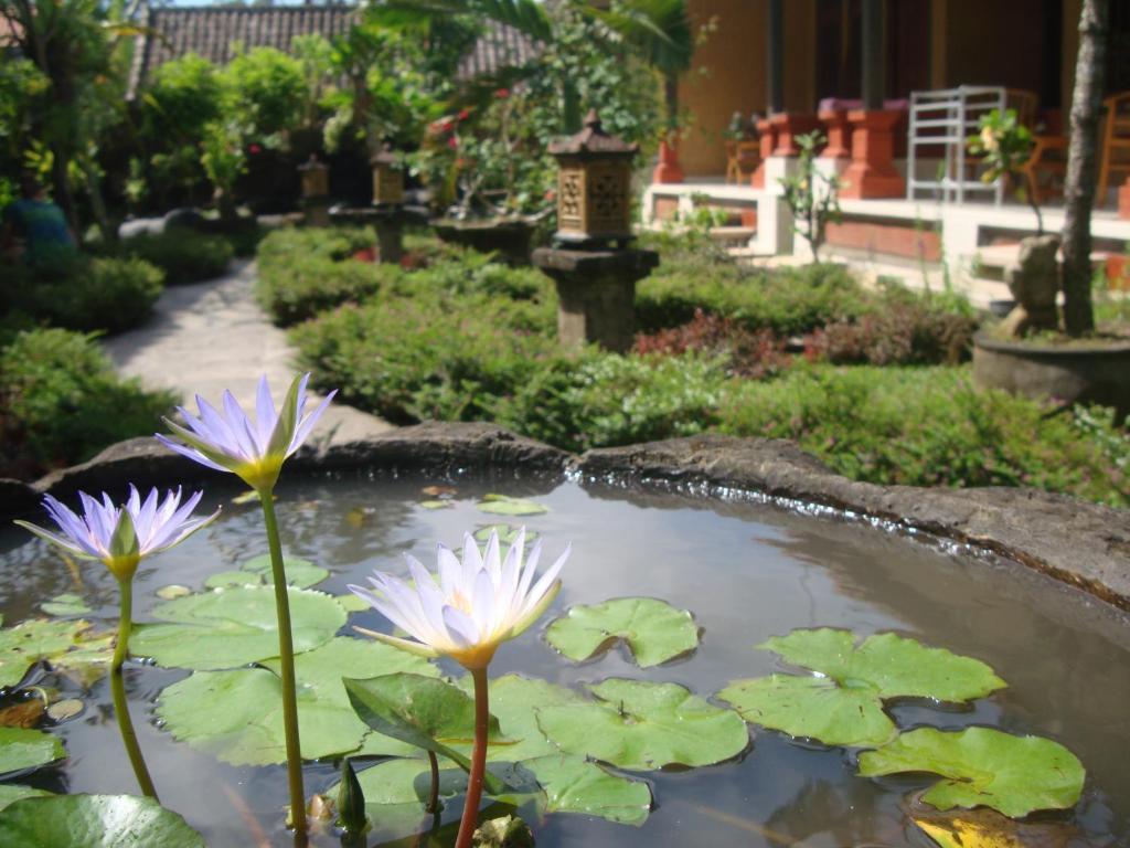 Gusti Home Stay Ubud エクステリア 写真