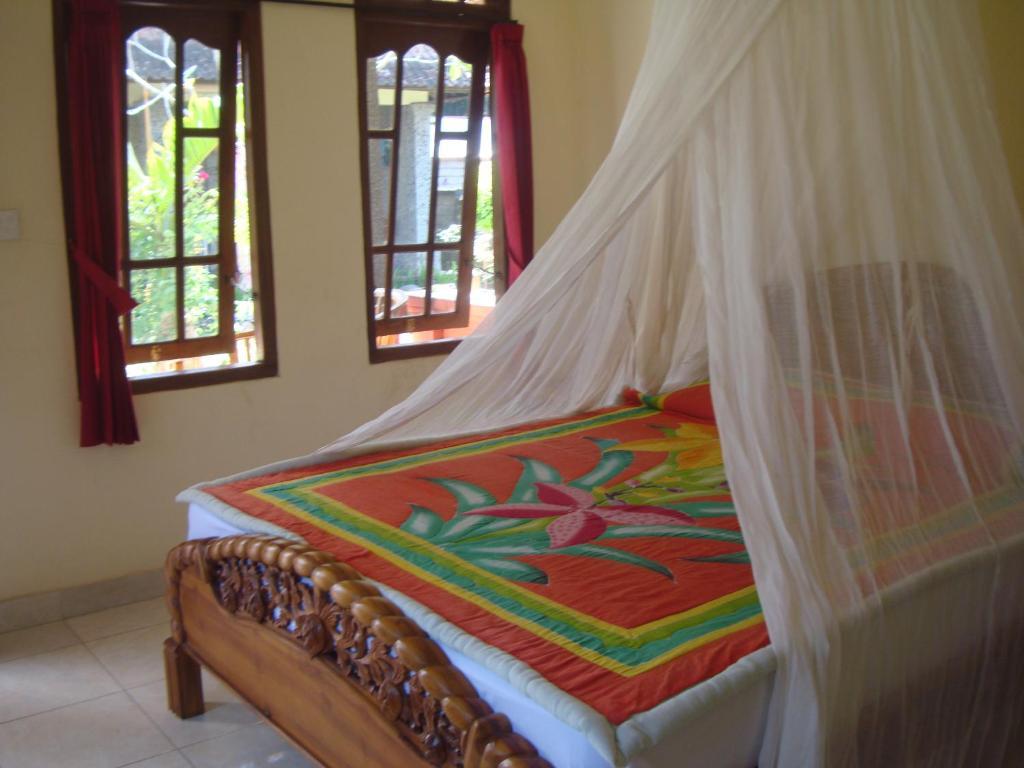 Gusti Home Stay Ubud 部屋 写真